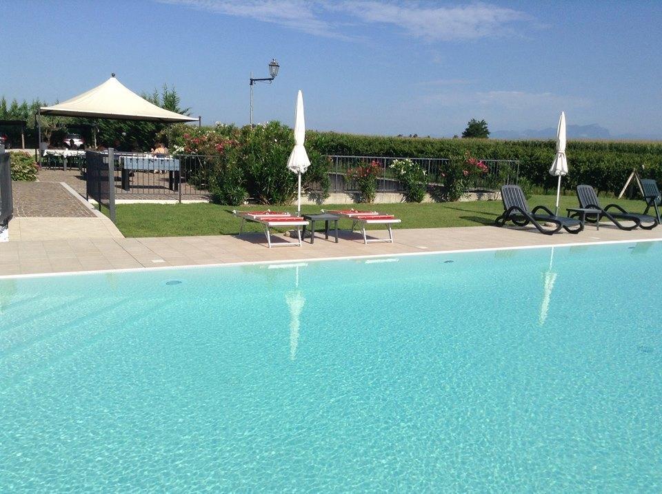 Agriturismo Anna Caterina Hotel กัสเตลนูโอโว เดล การ์ดา ภายนอก รูปภาพ