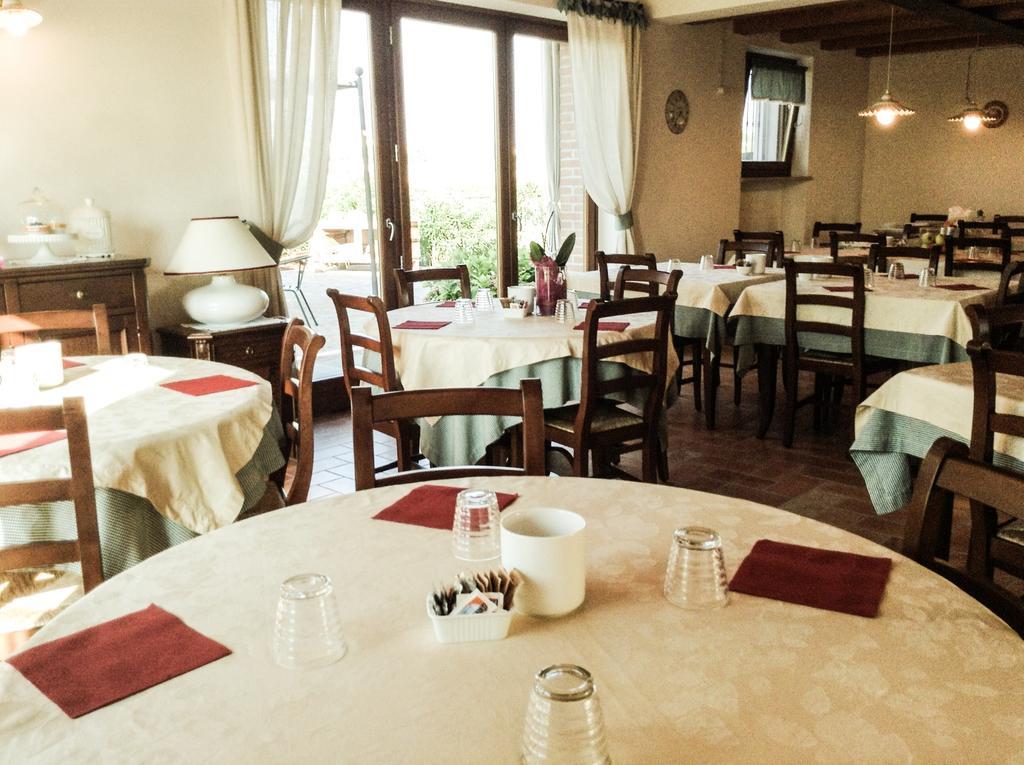 Agriturismo Anna Caterina Hotel กัสเตลนูโอโว เดล การ์ดา ห้อง รูปภาพ