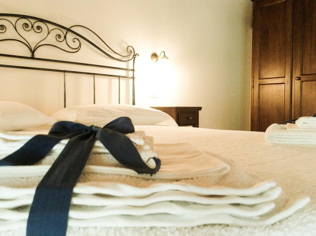 Agriturismo Anna Caterina Hotel กัสเตลนูโอโว เดล การ์ดา ห้อง รูปภาพ